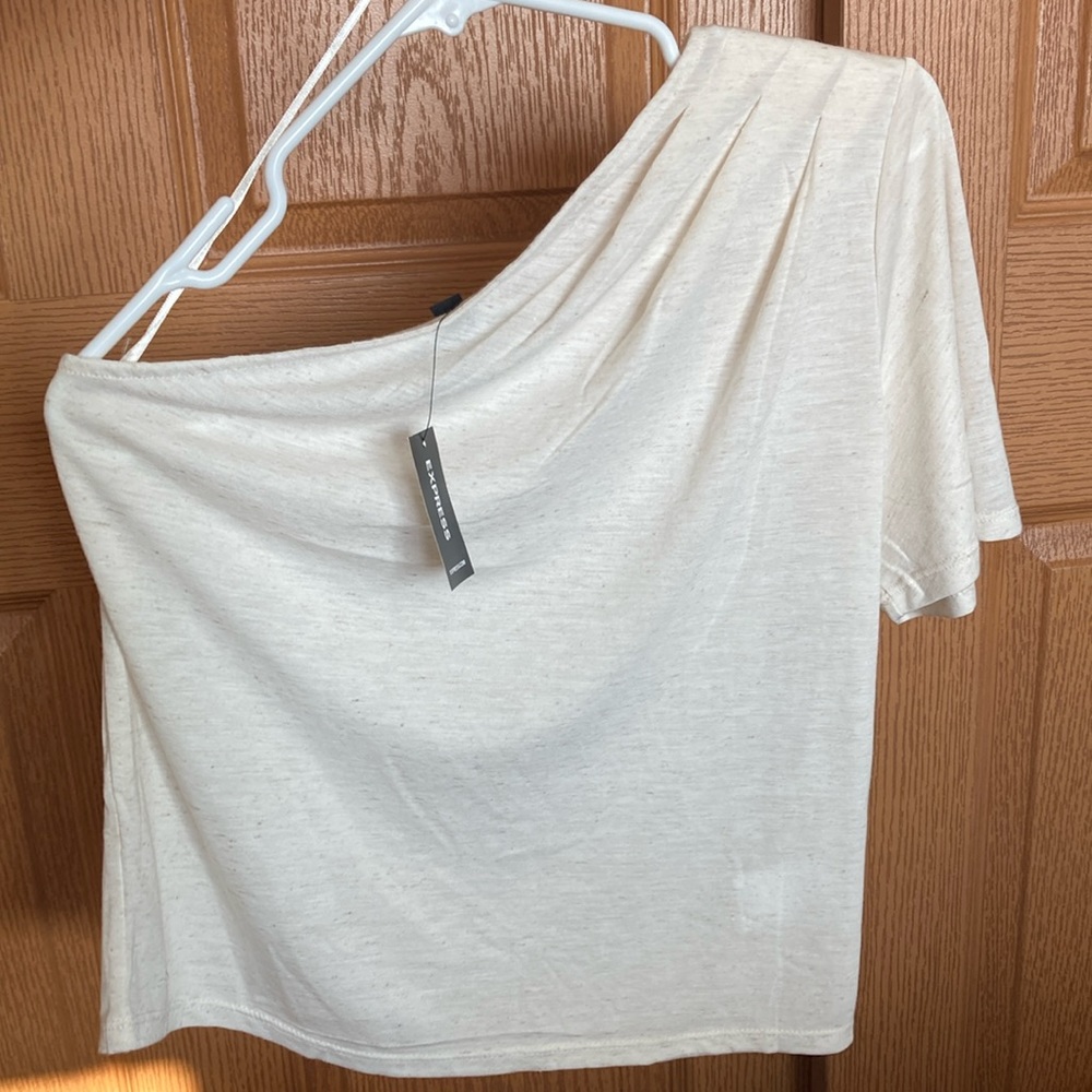 NWT Express Top